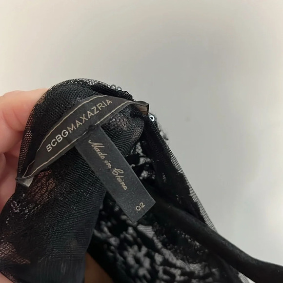 BCBGMAXAZRIA 'Samara' Sequin Lace Sheath Dress size 2 - Picture 4 of 7